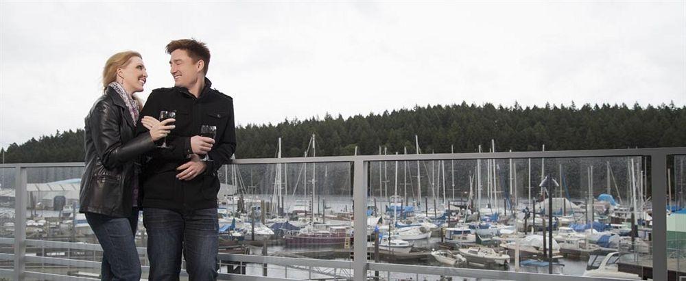 The Marinaside Resort Nanaimo Exterior photo