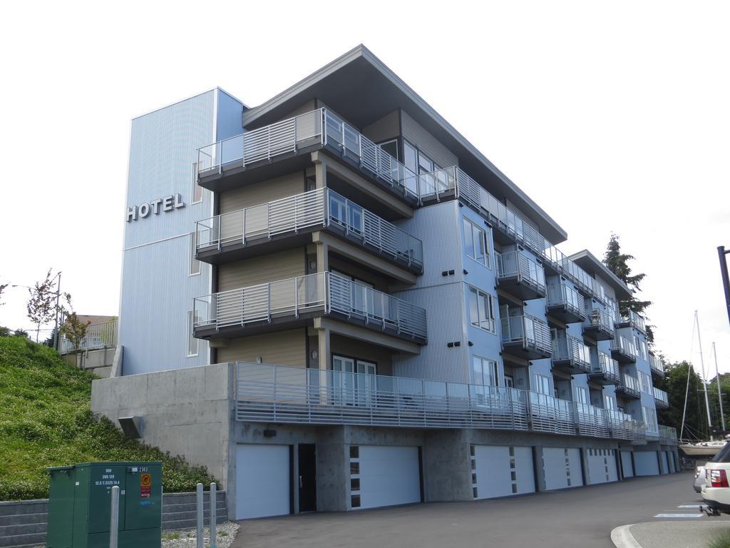 The Marinaside Resort Nanaimo Exterior photo
